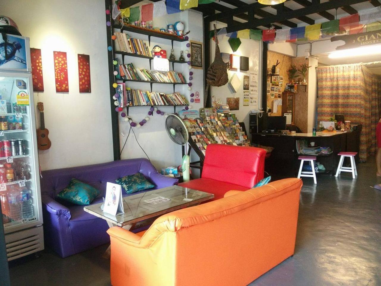 J Giant Hostel Chiang Mai Eksteriør bilde