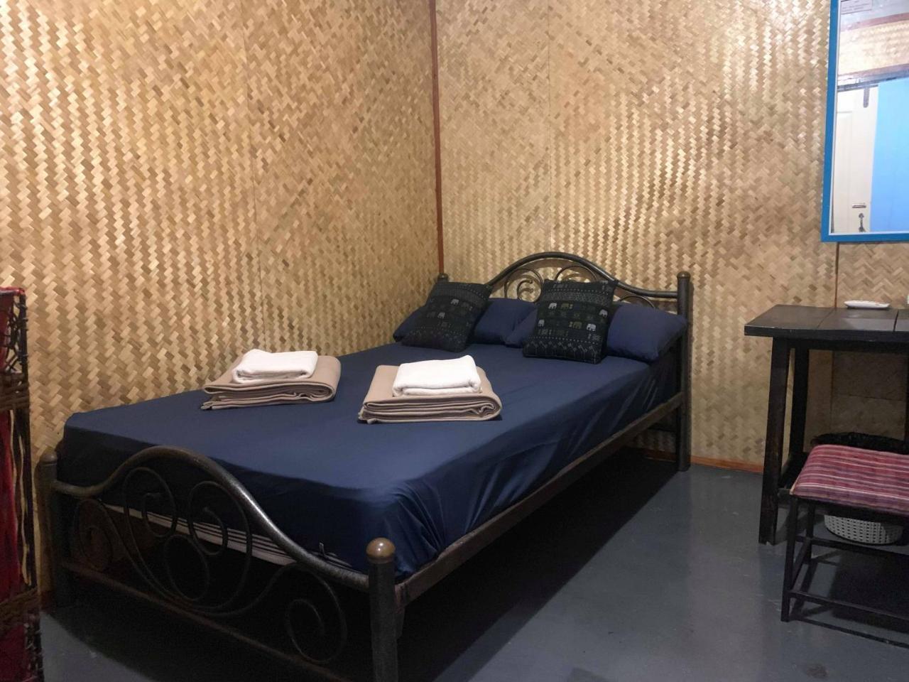 J Giant Hostel Chiang Mai Eksteriør bilde