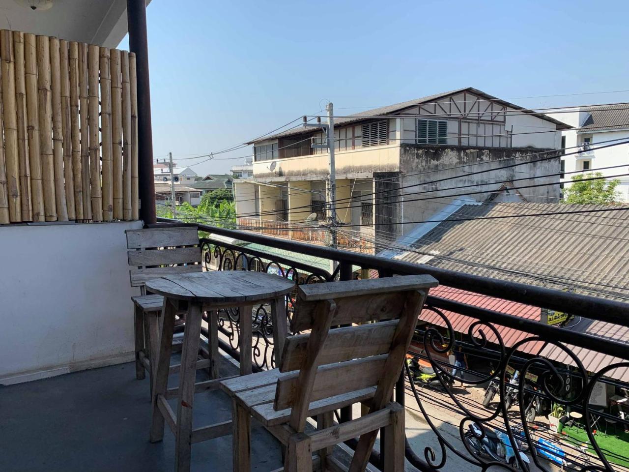 J Giant Hostel Chiang Mai Eksteriør bilde