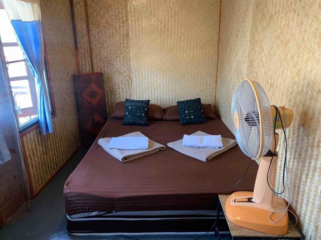 J Giant Hostel Chiang Mai Eksteriør bilde