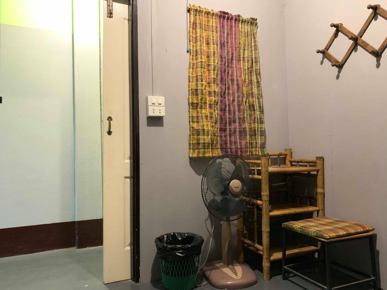 J Giant Hostel Chiang Mai Eksteriør bilde