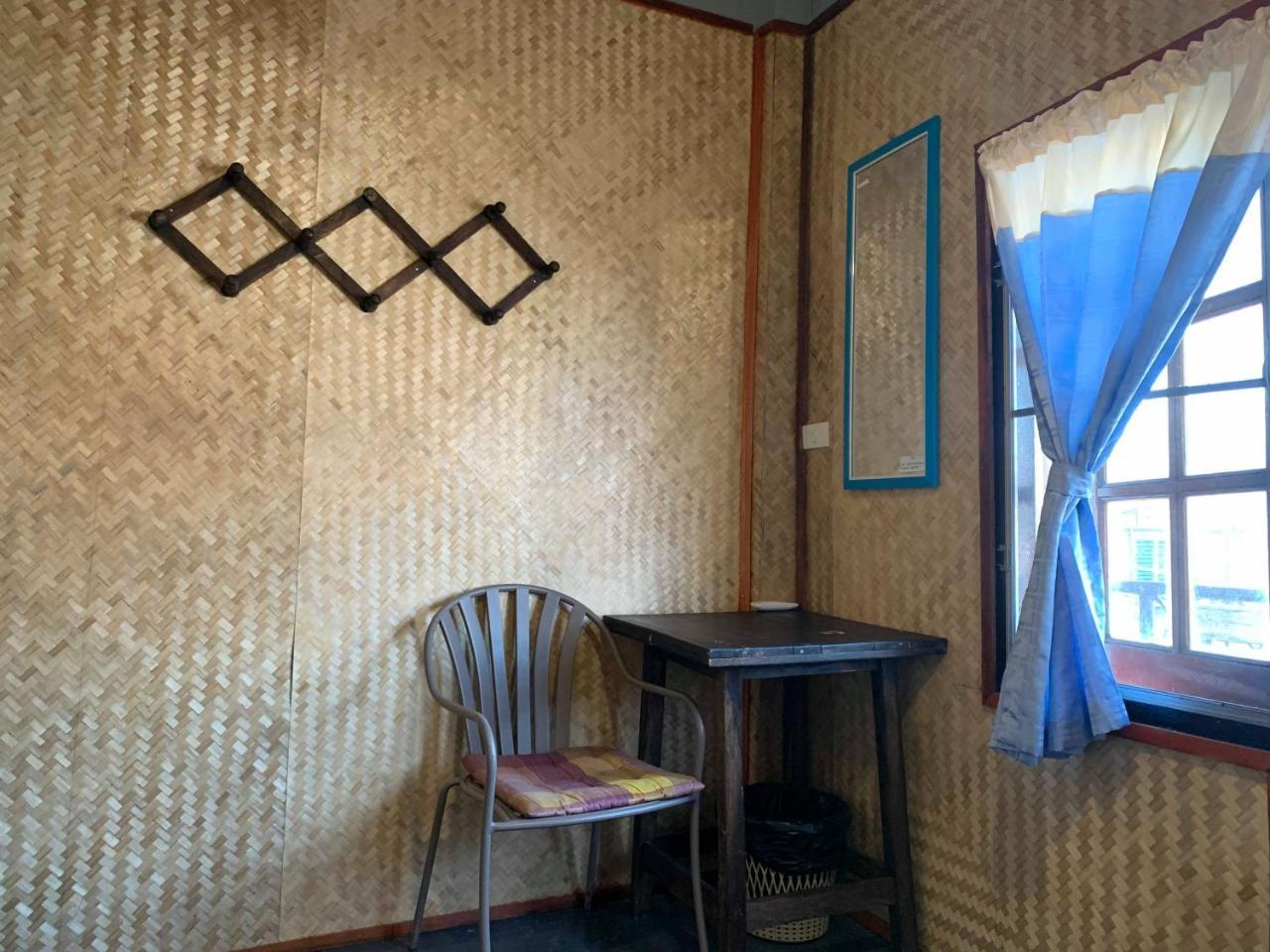 J Giant Hostel Chiang Mai Eksteriør bilde